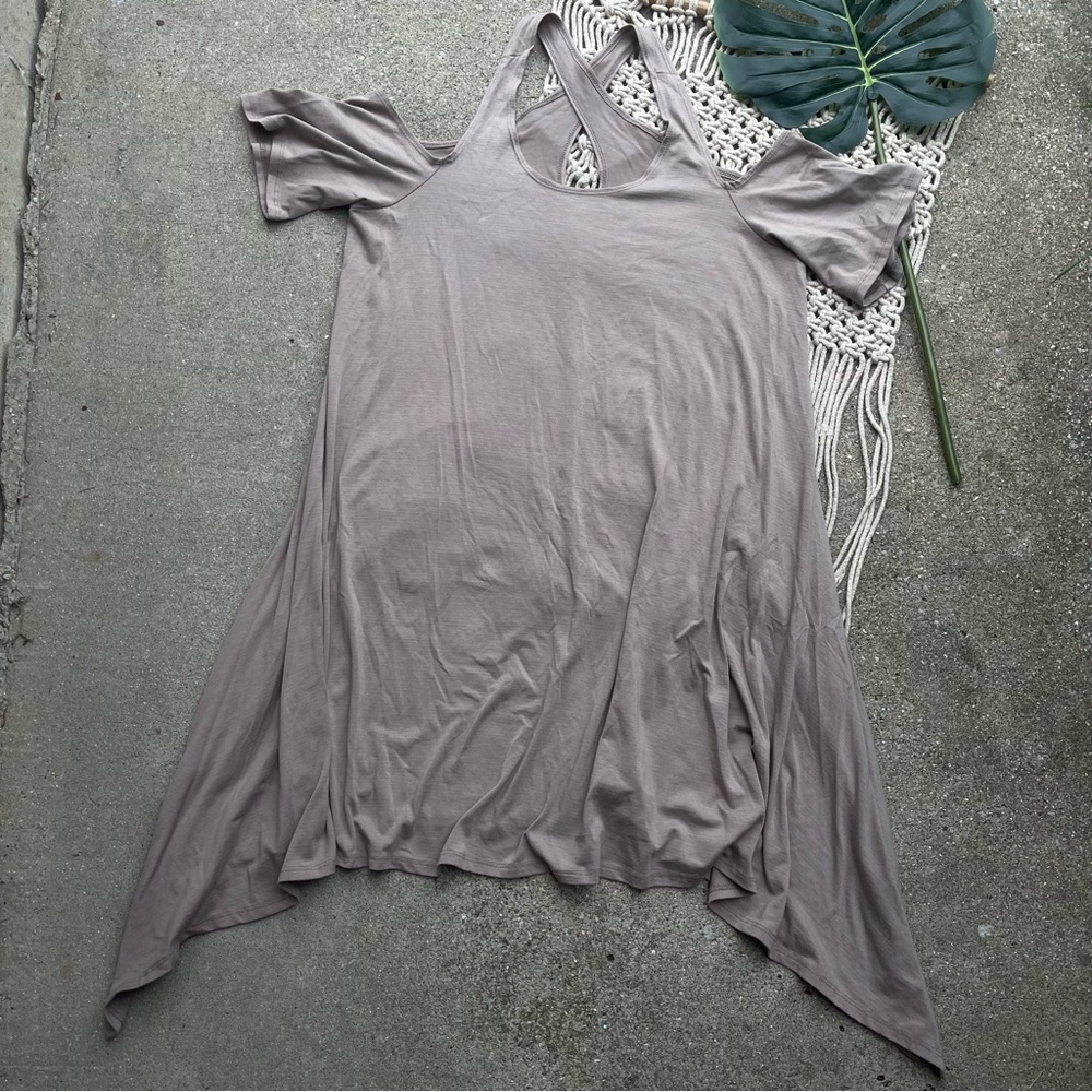 BKE Cold Shoulder Dress Size Large